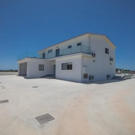 Marylou Villa Protaras